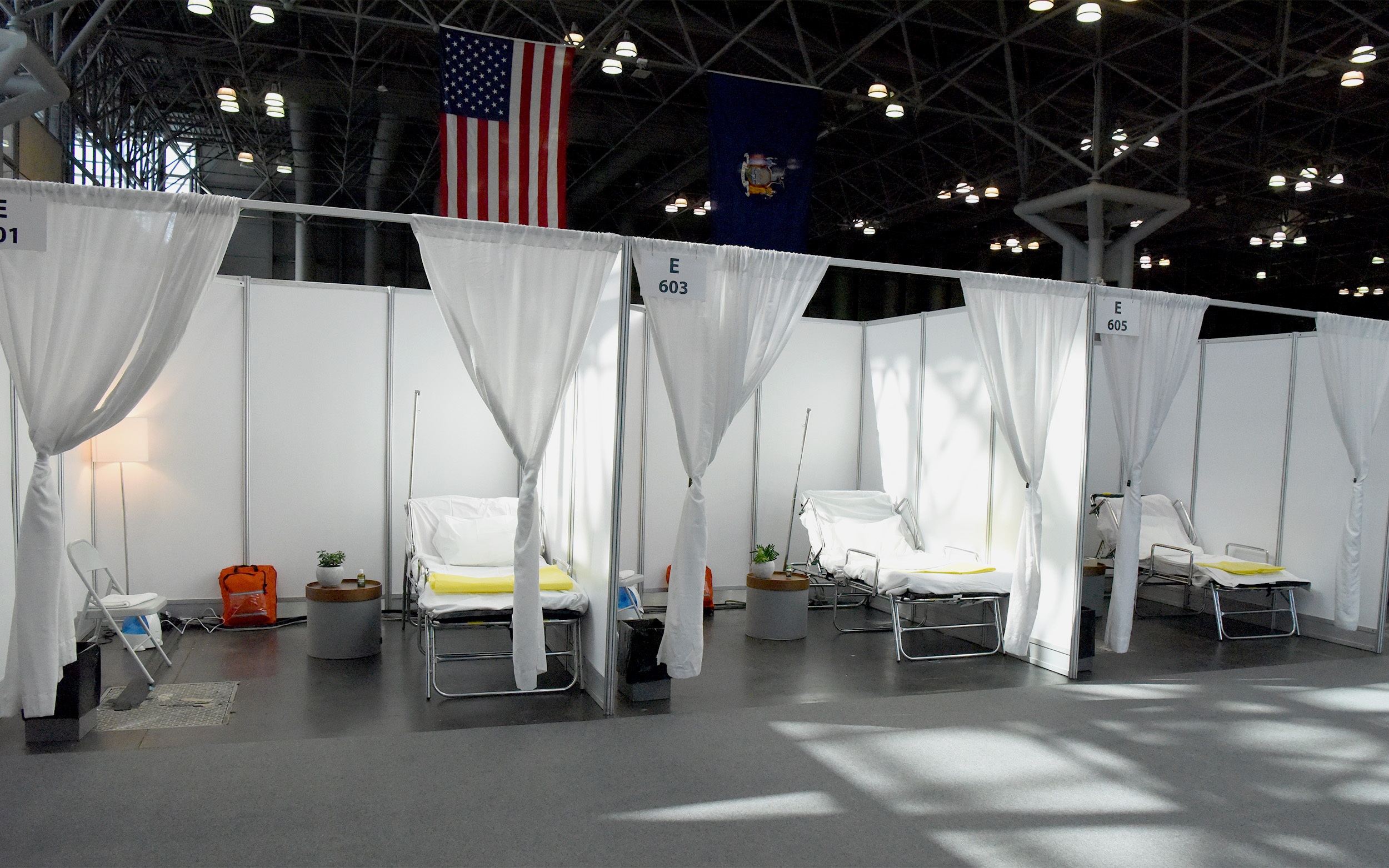 Javits Center Medical Station & Temporary Field Hospital 2 Javits Center temporary hospital room